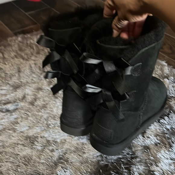 Bailey Bow II - Picture 5 of 16